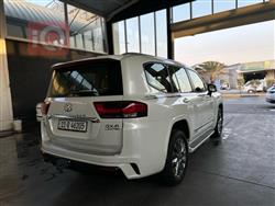 تۆیۆتا لاند کروزەر